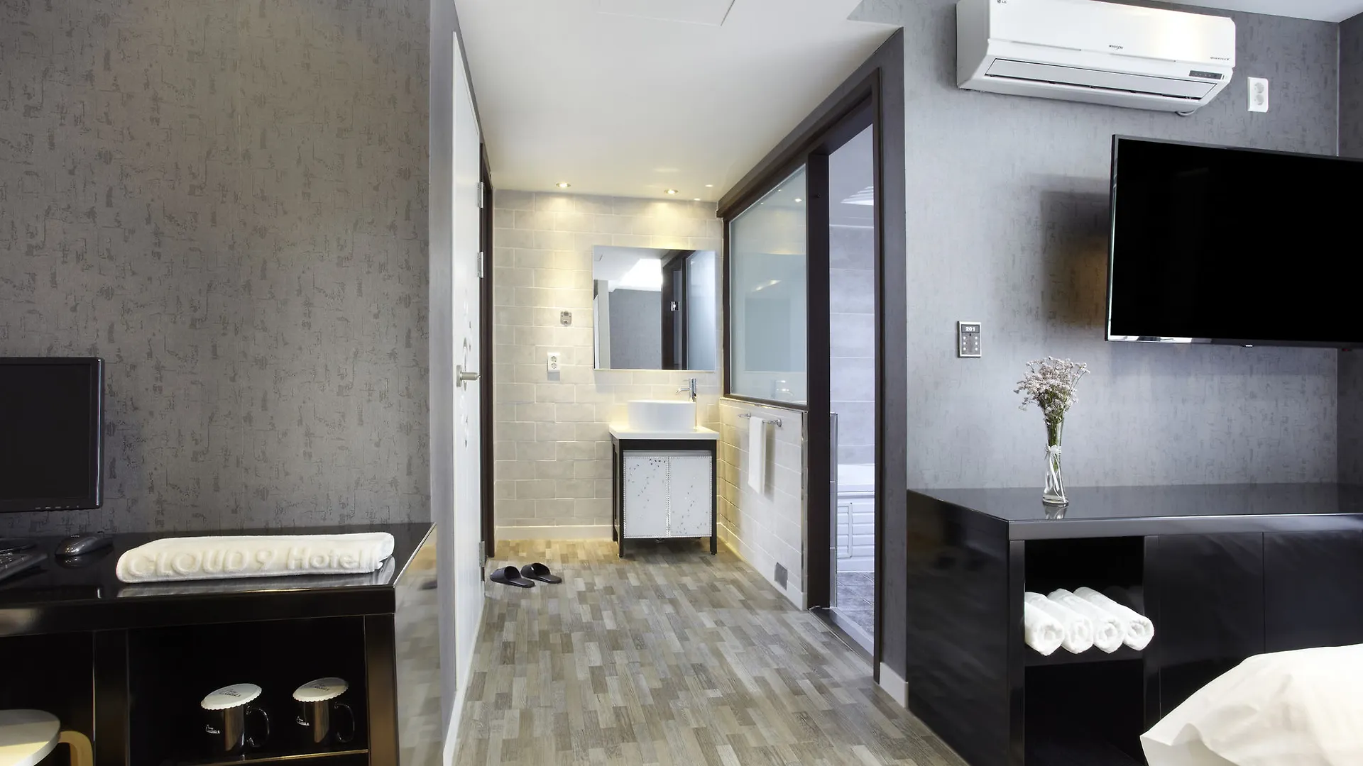 Cloud 9 Hotel Busan